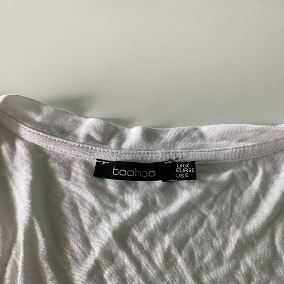 White low criss cross tshirt - Picture 2 of 3